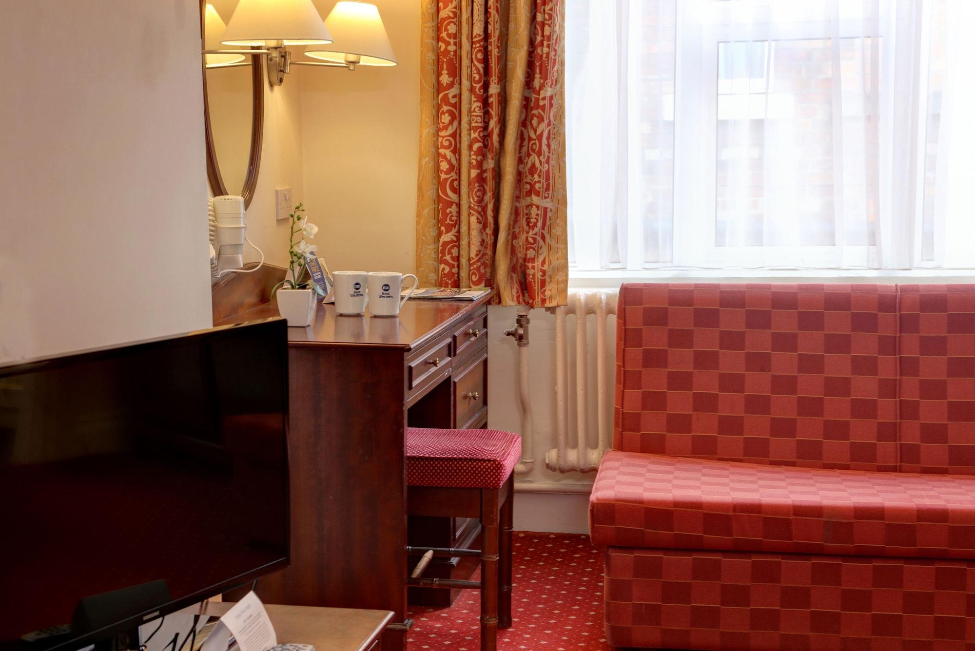 Crewe Arms Hotel 외부 사진