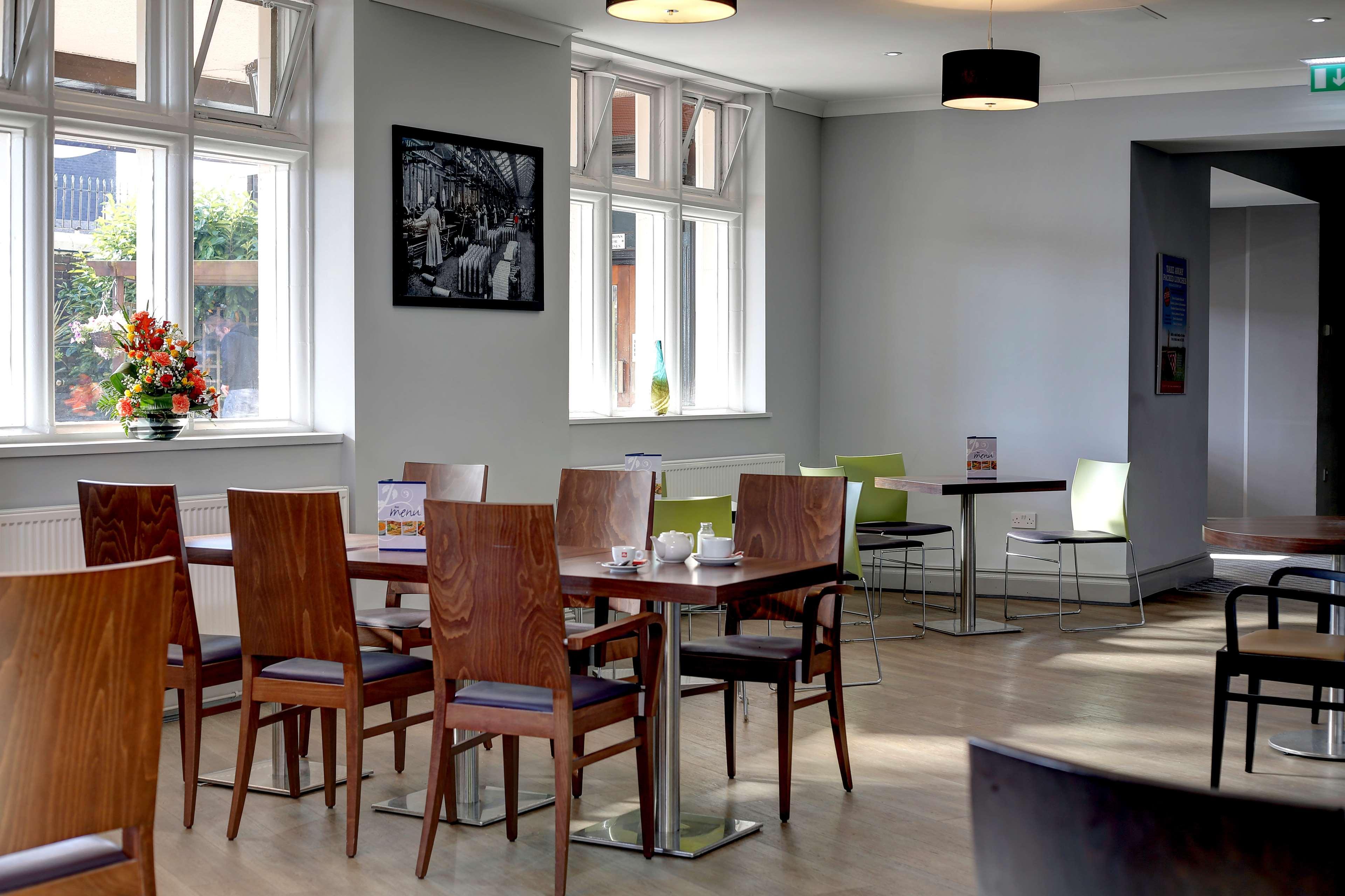 Crewe Arms Hotel 외부 사진