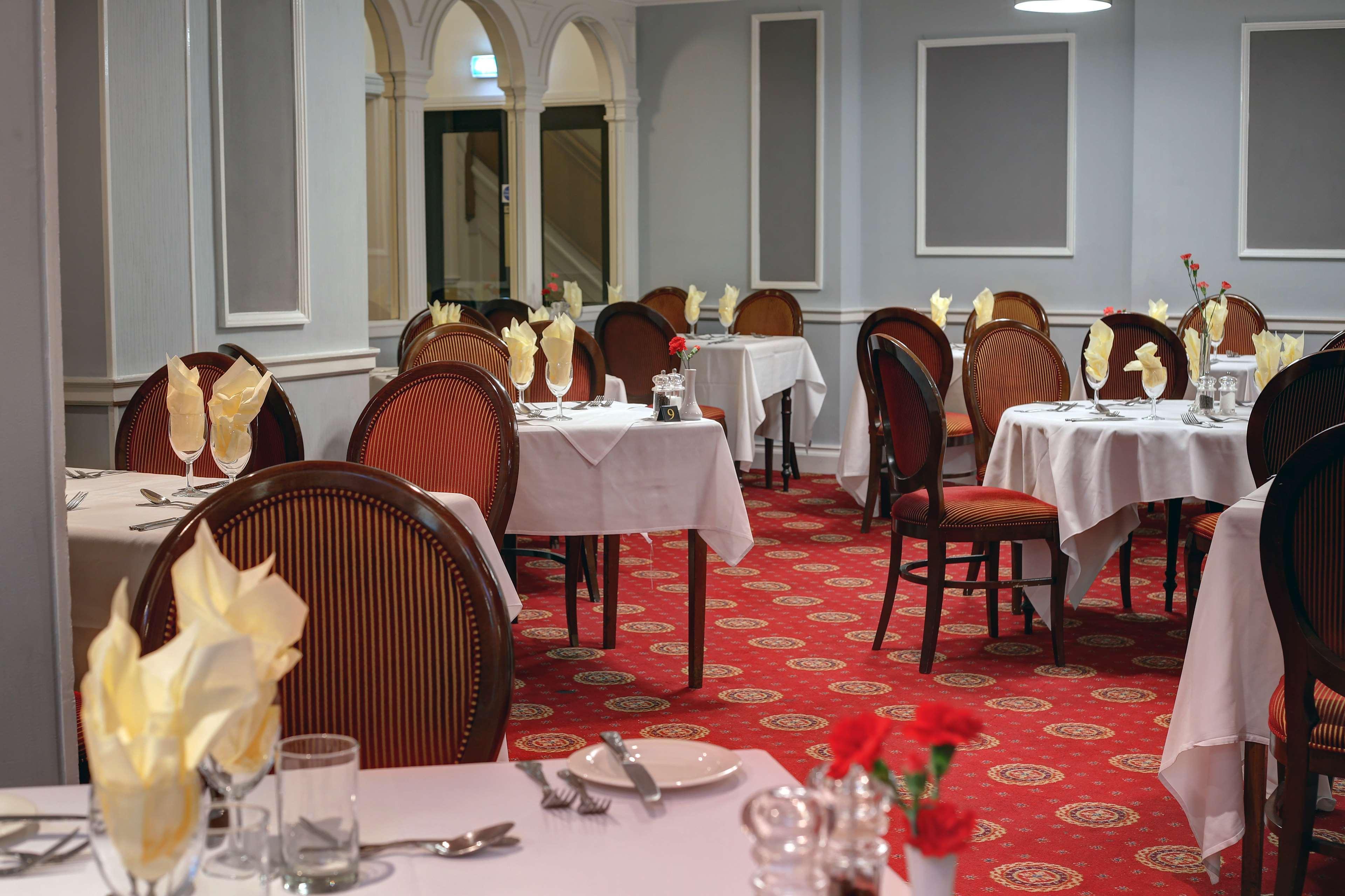 Crewe Arms Hotel 외부 사진