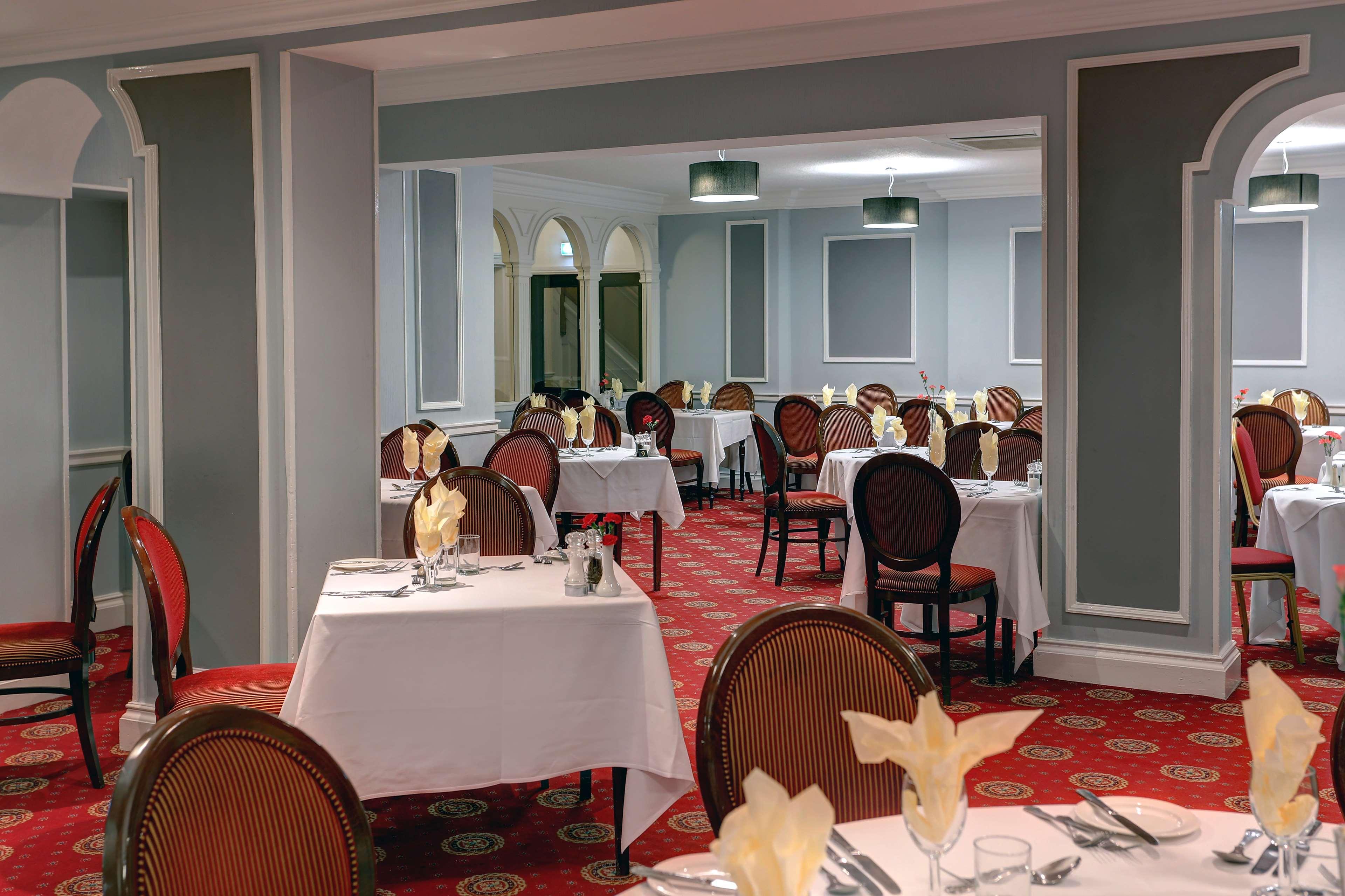 Crewe Arms Hotel 외부 사진