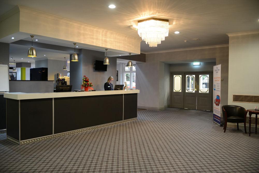 Crewe Arms Hotel 외부 사진