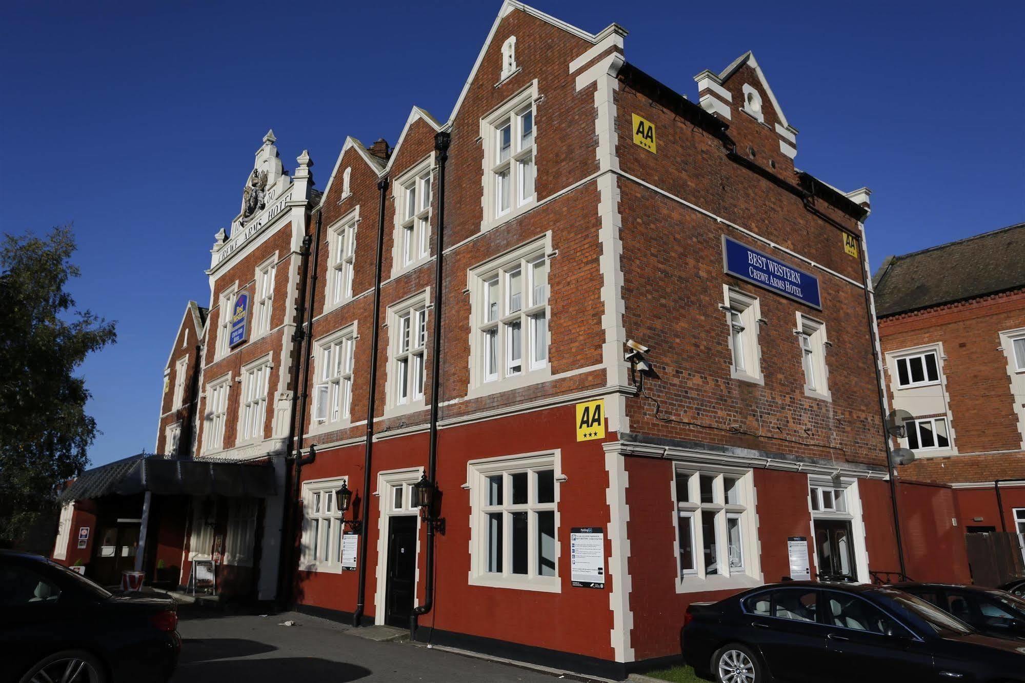 Crewe Arms Hotel 외부 사진
