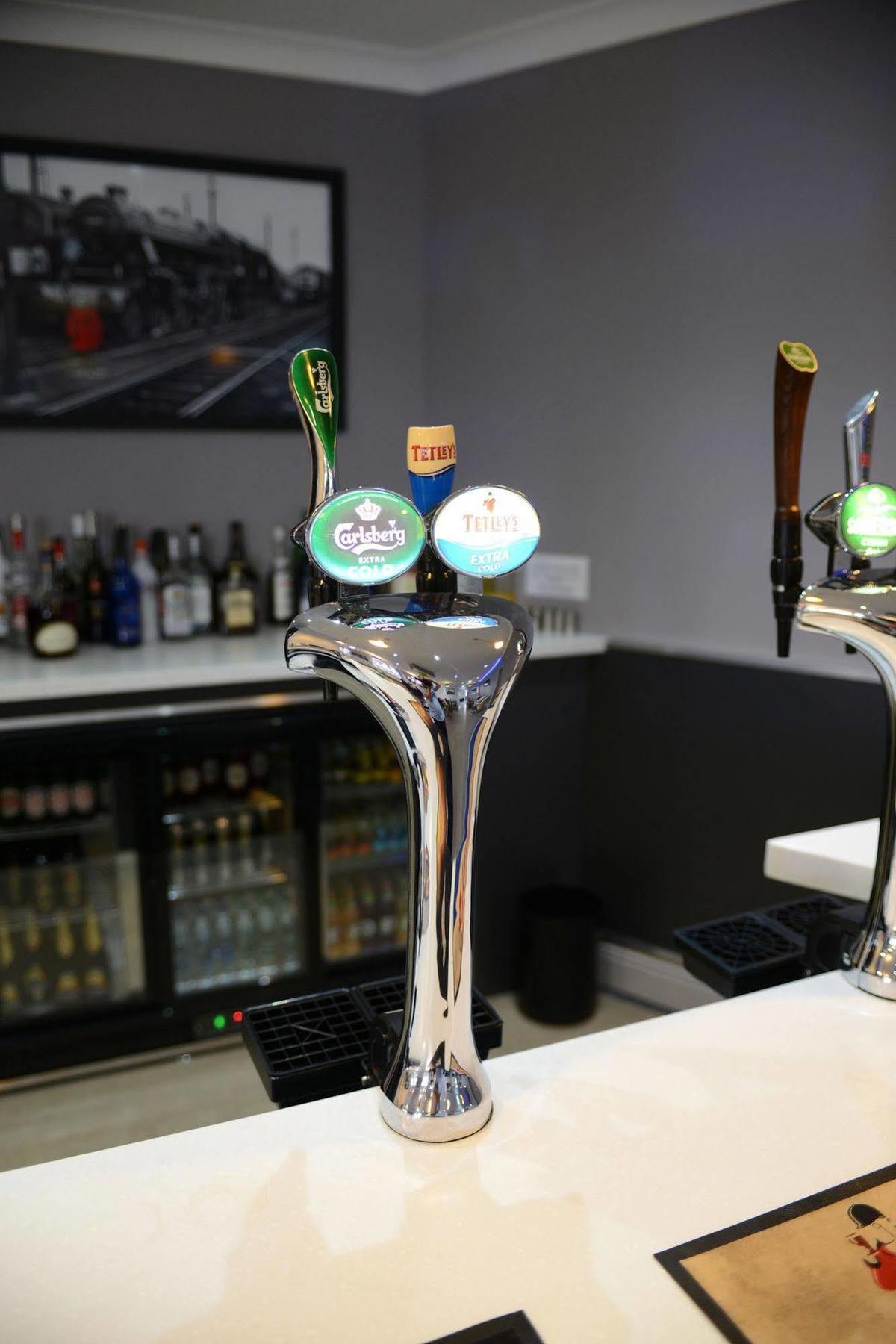 Crewe Arms Hotel 외부 사진